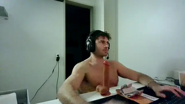 alpha-hunk's cam snapshot