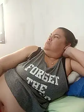 yaneth_'s cam snapshot