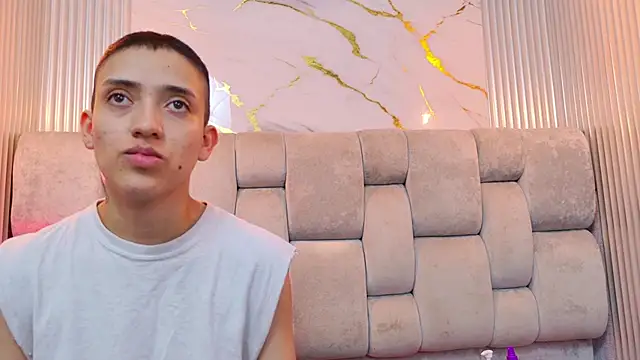 MichaelRossexxx's cam snapshot