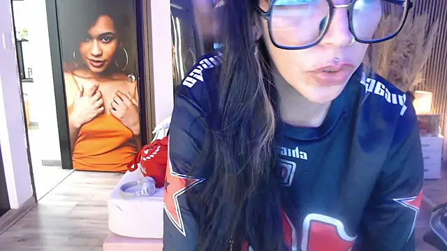 Sam_mansson66's cam snapshot