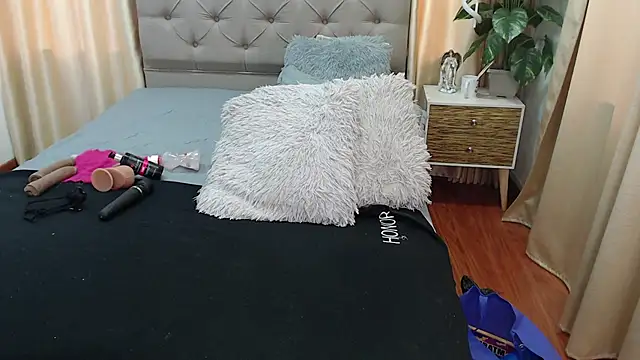 sasi_luna's cam snapshot