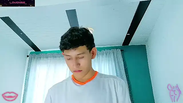 FelipeGonzalezz's cam snapshot