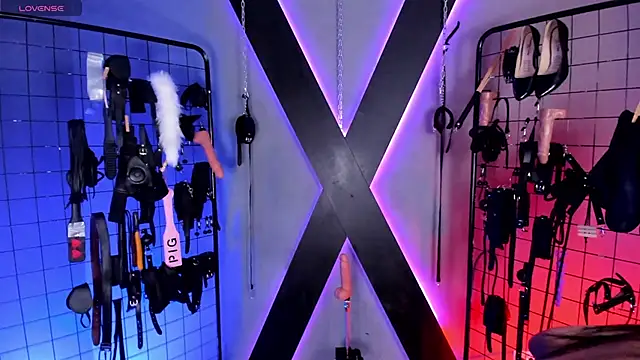 VictoryaLiah_BDSM's cam snapshot