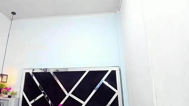 iisabella_noa's cam snapshot