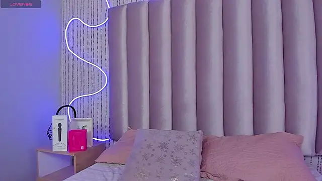 SamanthaPeachss's cam snapshot