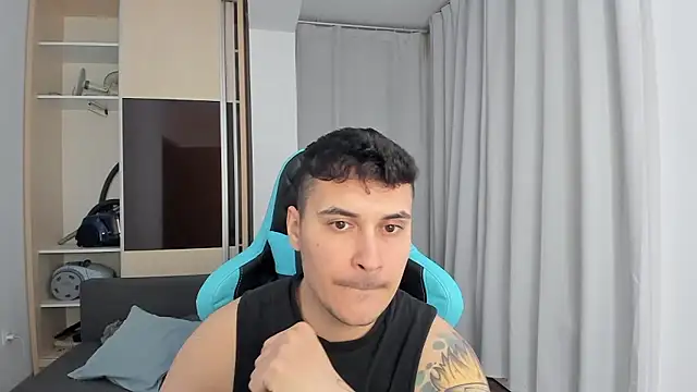 MatMalonne live sex cam