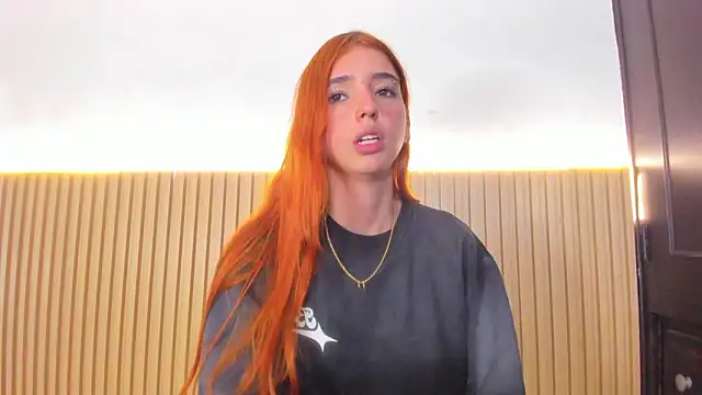 Alana_333's cam snapshot