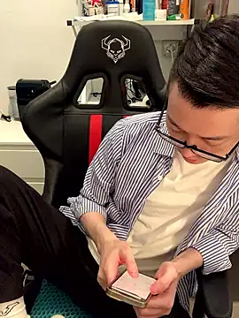 Chinese-33's cam snapshot