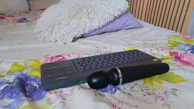 _miss_khloe live sex cam