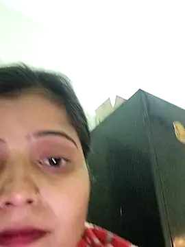 Hot-Pooja25's cam snapshot