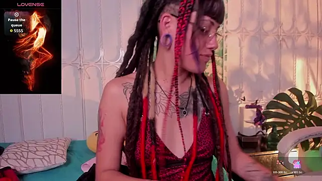 _sharlotte777's cam snapshot