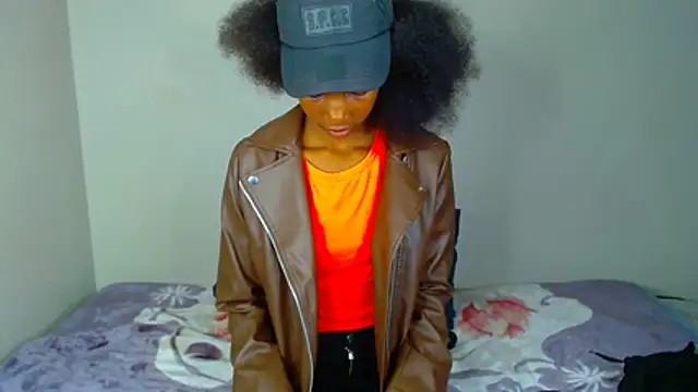 JuicyAdiction's cam snapshot