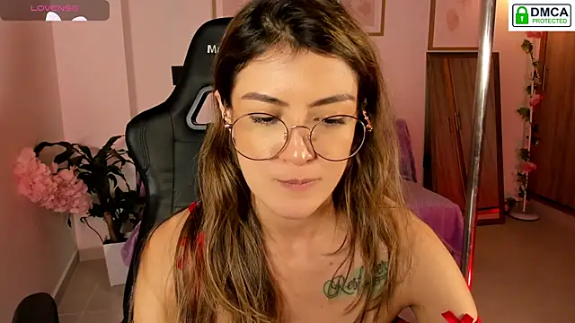 Lilabril live sex cam