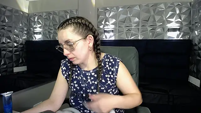 _isaabellaa's cam snapshot