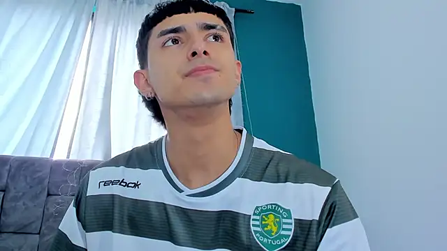 Anthony_carter's cam snapshot