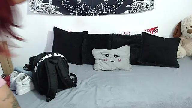 abby_n_emily's cam snapshot