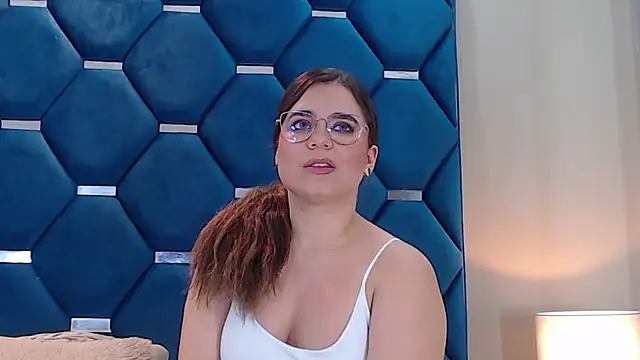 ThaniaJones's cam snapshot