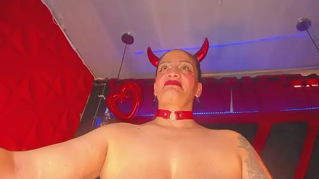 Taylor-hardcore's cam snapshot