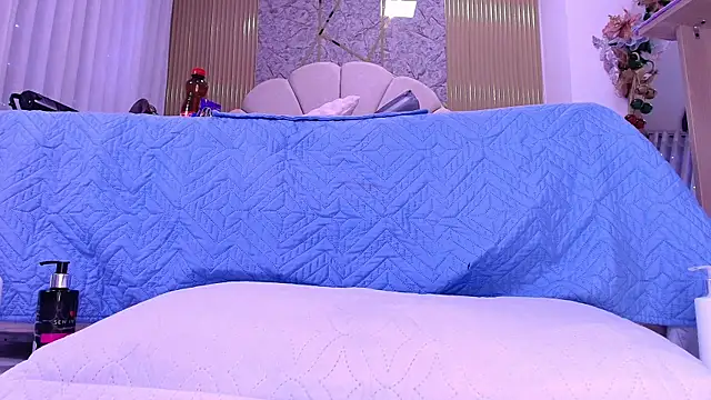 aisha_sh's cam snapshot