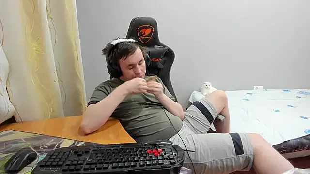 iliaskrislove live sex cam