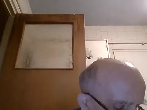 mariusica1@xh live sex cam