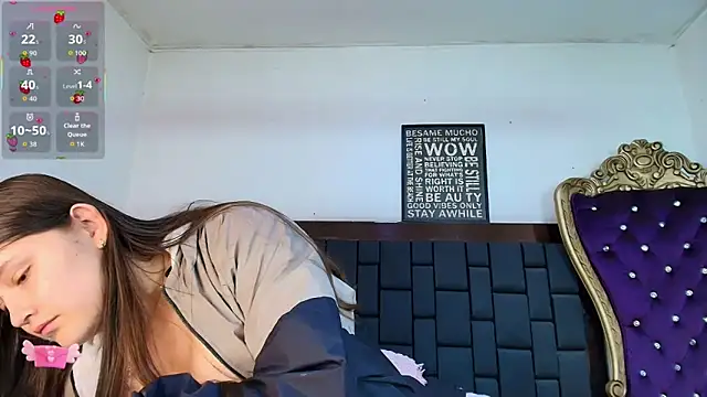 Krystal_Heartss's cam snapshot