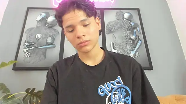 camillo_virgil's cam snapshot