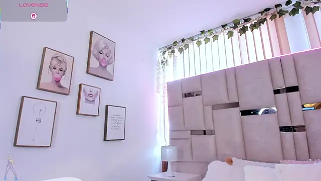 Mayajhons's cam snapshot