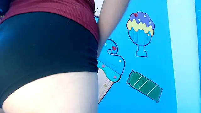 skinnykalitzo18's cam snapshot