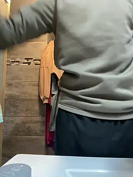 Crevette311's cam snapshot