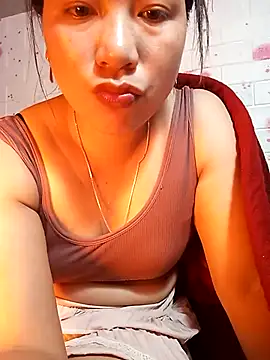 giang0055 live sex cam