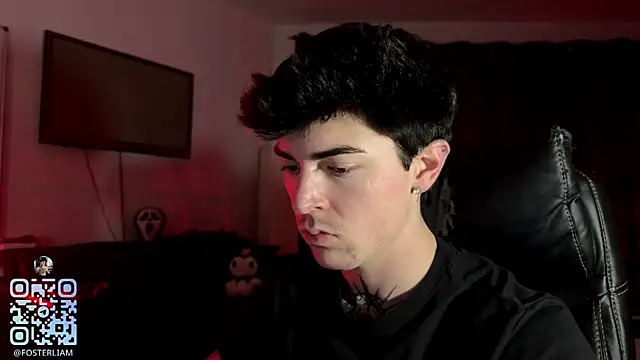 LiamFoster's cam snapshot