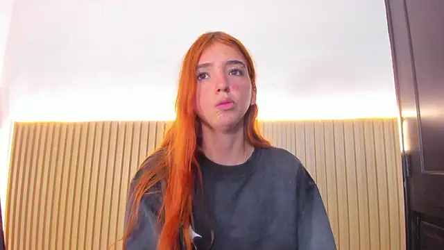 Alana_333 live sex cam