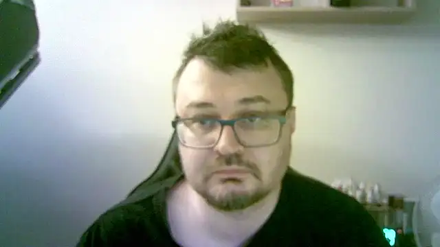 SirAbuser's cam snapshot