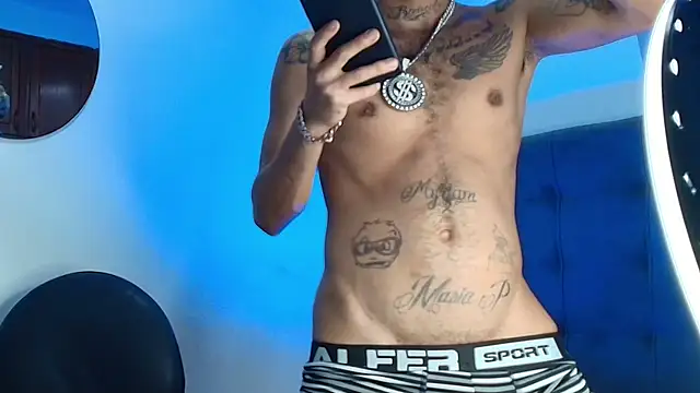 Ayala_777's cam snapshot