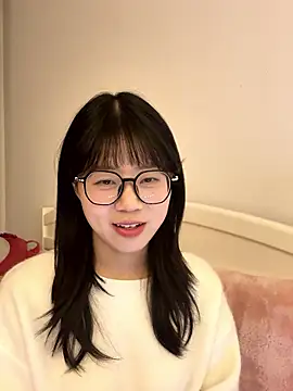 Ella-AAAAA's cam snapshot