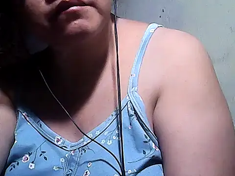 sweetsosie18 live sex cam