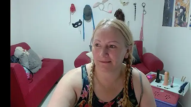 emperabigbootybigass's cam snapshot