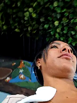 Doll_Loren live sex cam