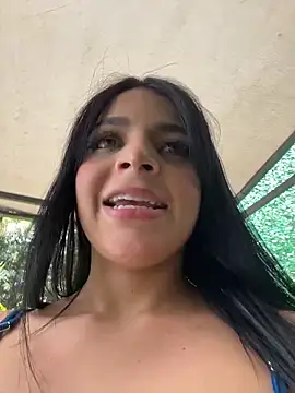 ArieliciousXXX's cam snapshot