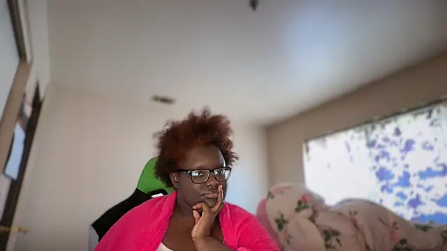 -Yagurlwest live sex cam