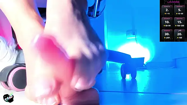 Saskyaa's cam snapshot