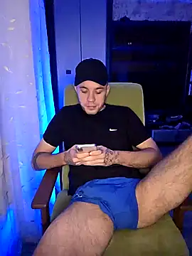 TvoY_bOy1's cam snapshot