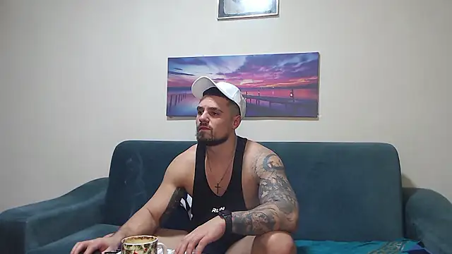Tiberius_hunk live sex cam