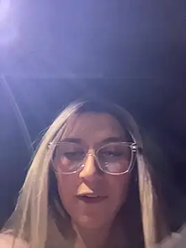 Isabella_Varella live sex cam