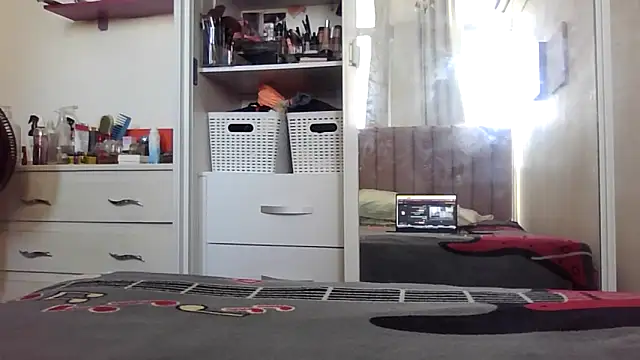 IAvaNa's cam snapshot