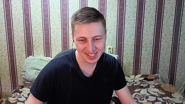 darienlarge's cam snapshot