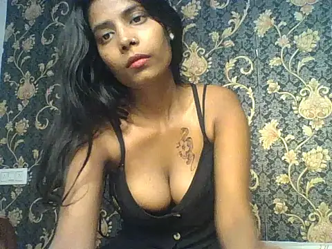 eleven_hotti's cam snapshot