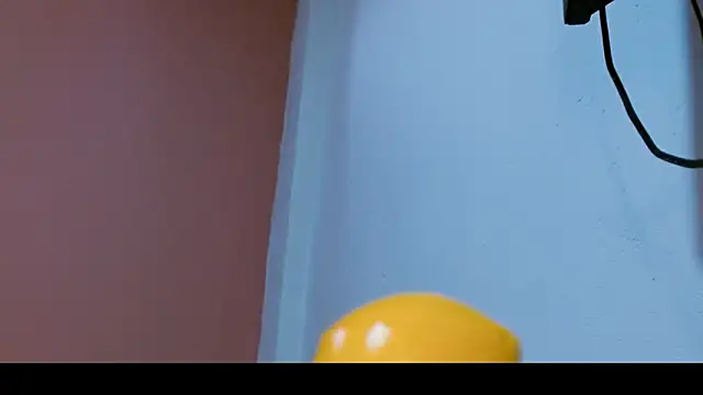 zoe_Nolimits18's cam snapshot