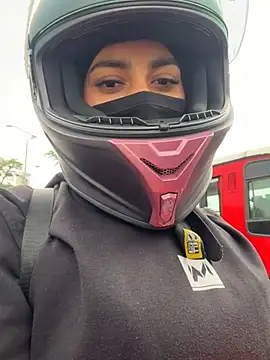 AlannaEvons live sex cam